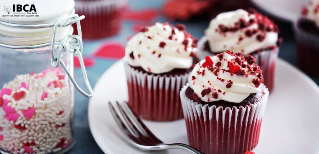 uneven decorating for cupcakes