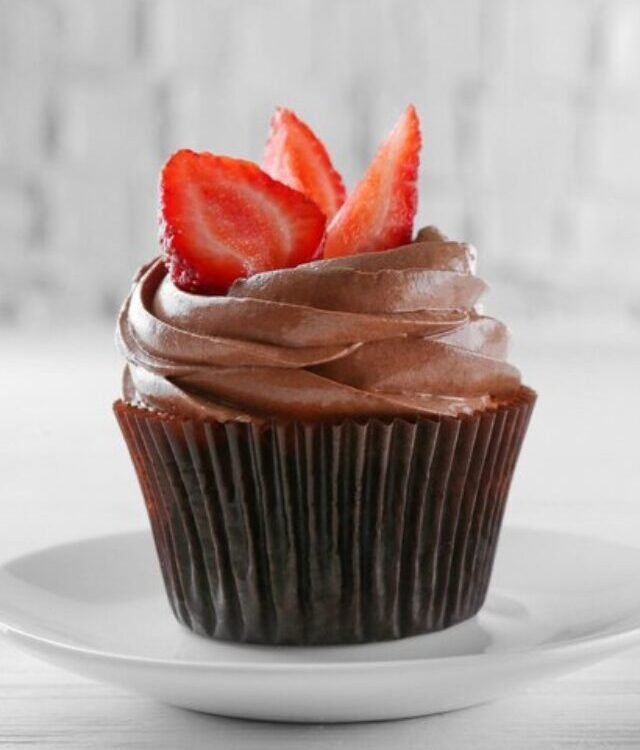 chocolate-cupcake-with-strawberry-top_392895-384670